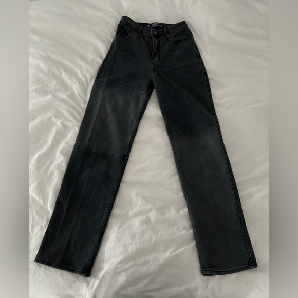 Hollister Ultra High-Rise Dad Jean, Black - Picture 1 of 3